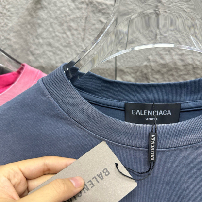 バレンシアガ「Balenciaga」2025早春新重工酸洗グラデーション旧半袖Tシャツ