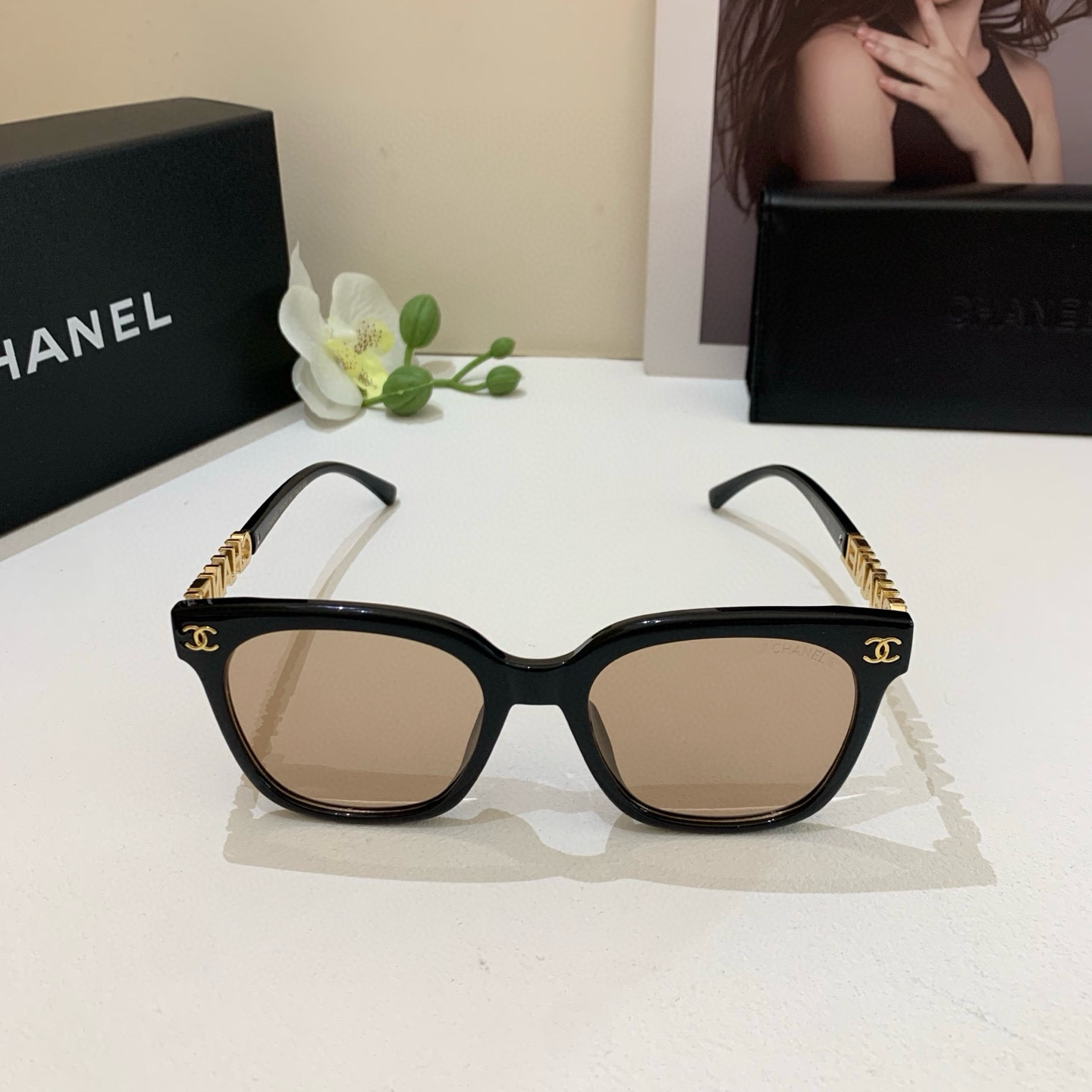 シャネル「Chanel」クルーズコレクション レトロ サングラス