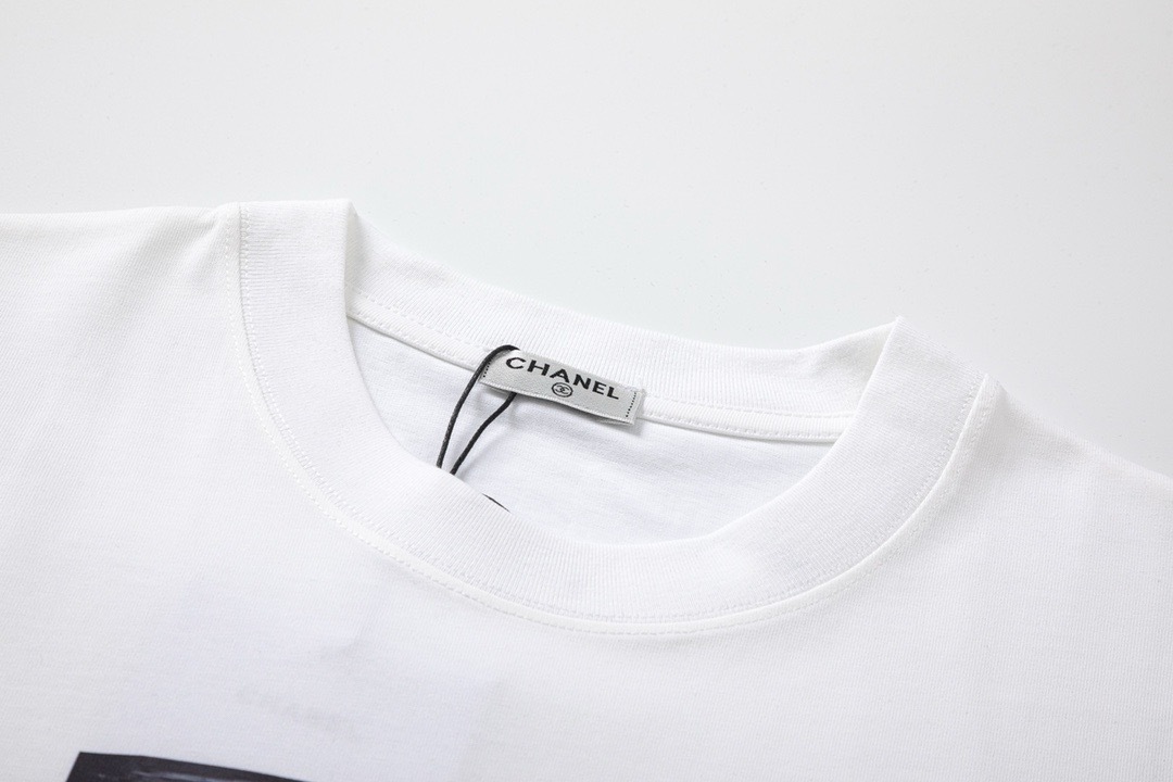 シャネル「Chanel」 ロゴ プリント Tシャツコレクション