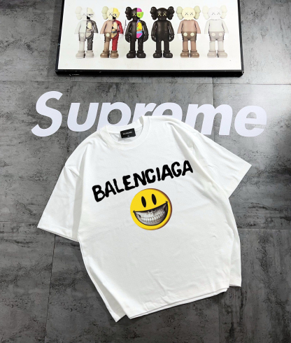 バレンシアガ「Balenciaga」バレンシアガ「Balenciaga」レトロカップルプリント半袖