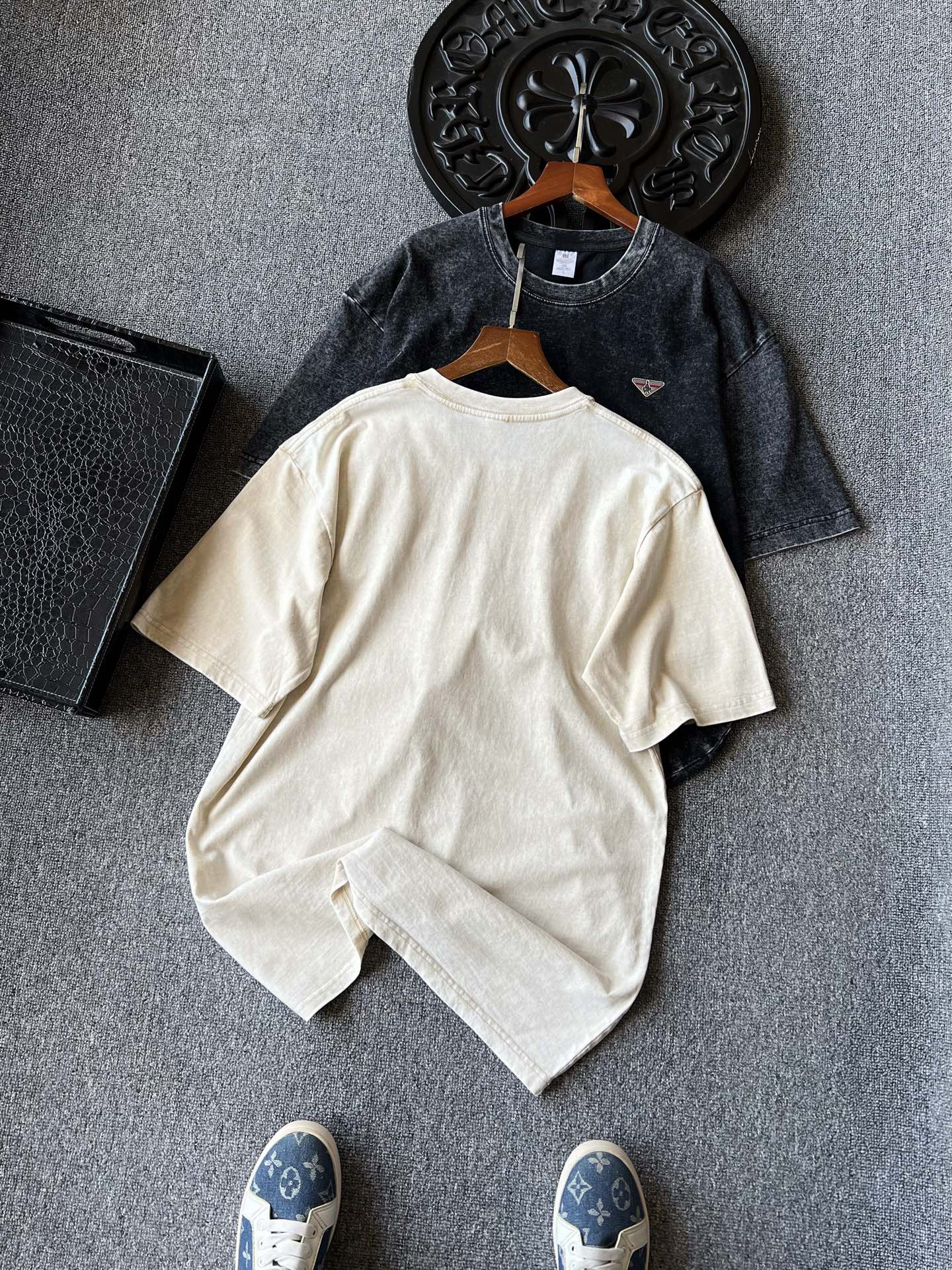 プラダ「Prada」2025SS メンズ リワークドウォッシュド クルーネックTシャツ