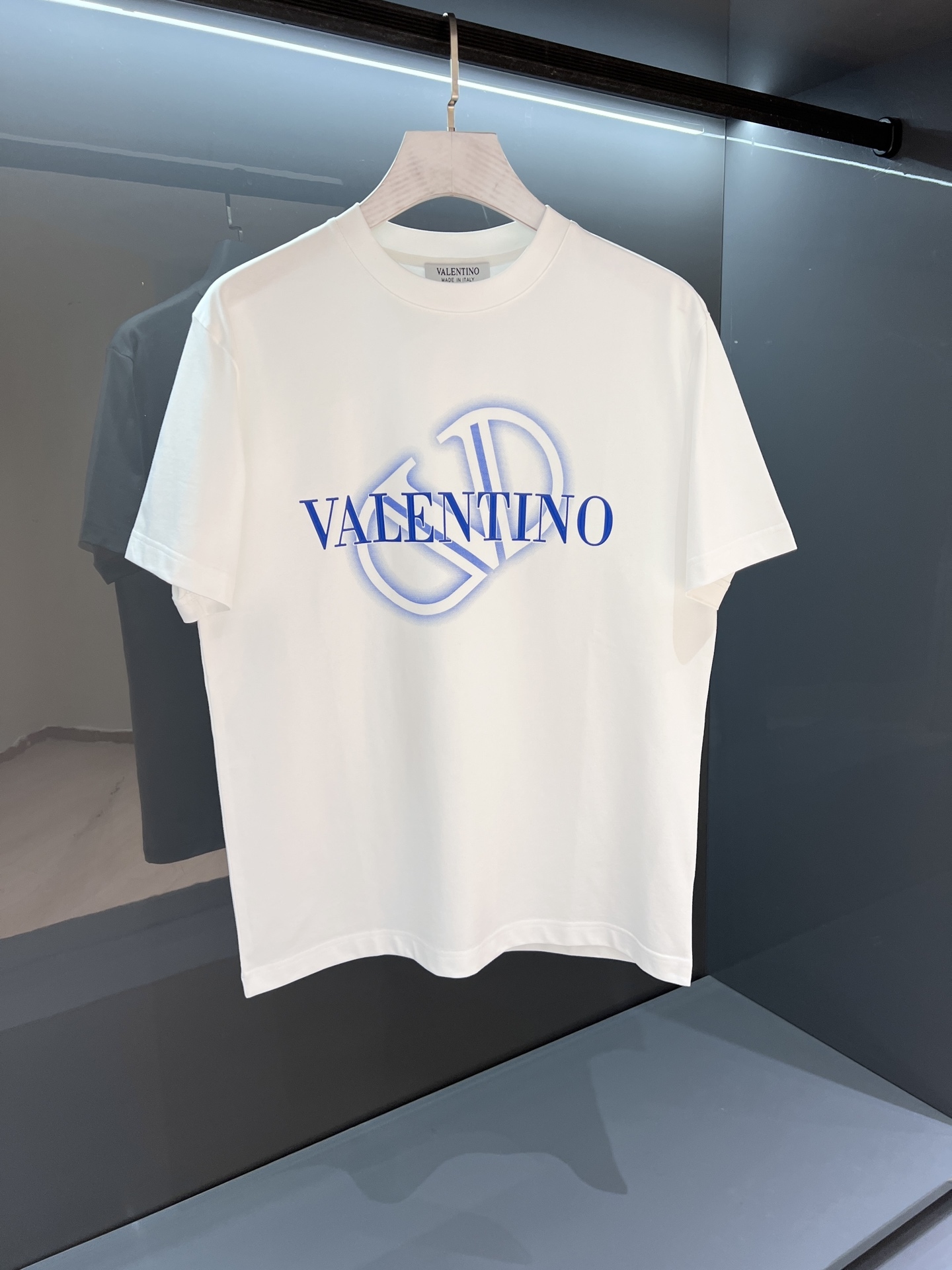 ヴァレンティノ「Valentino」メンズクルーネック半袖Tシャツ