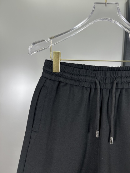 ヴァレンティノ「Valentino」2025 春夏コレクション ミニマル ウェビング スポーツショーツ