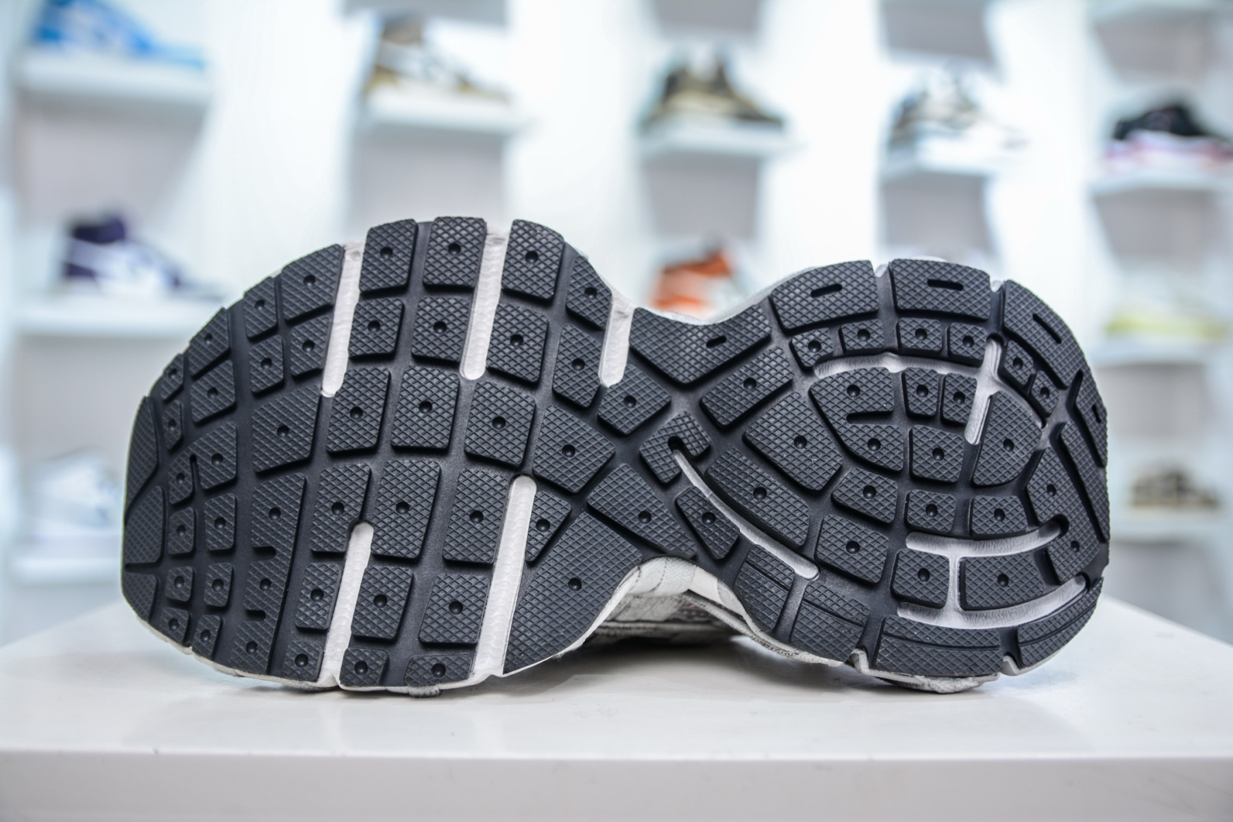 バレンシアガ「Balenciaga」Phantom Sneaker 3XL バンドデザイン ダディシューズ