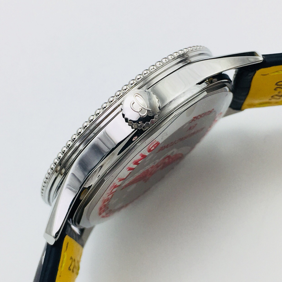 ブライトリング［Breitling］ナビタイマー オートマティック41MM 腕時計