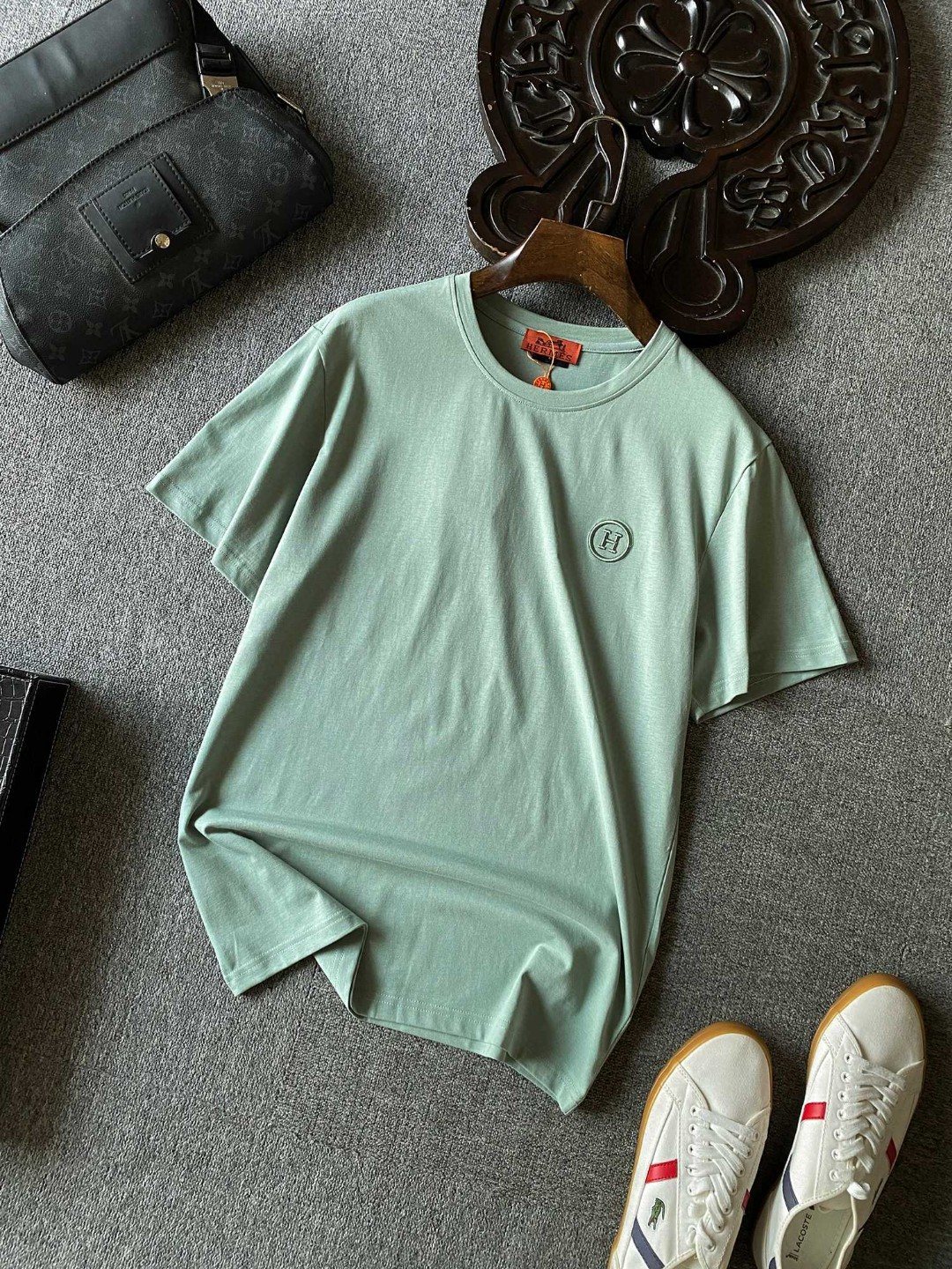 【ワンフォーワン】エルメス「Hermès」Hエンブロイダリー クルーネック Tシャツ【在庫僅少】