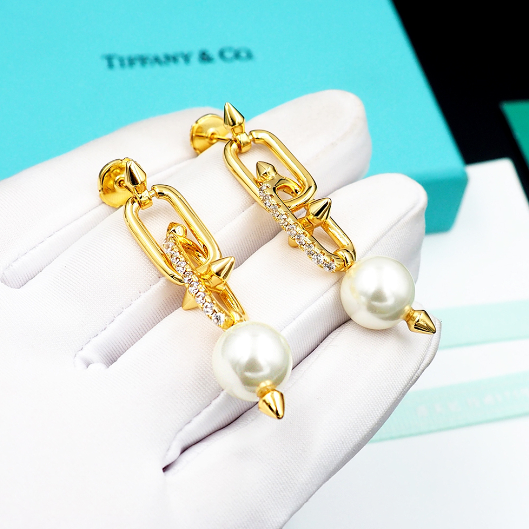 ティファニー「Tiffany & Co.」Tiffany Titan by Pharrell Williams シリーズ ジュエリー