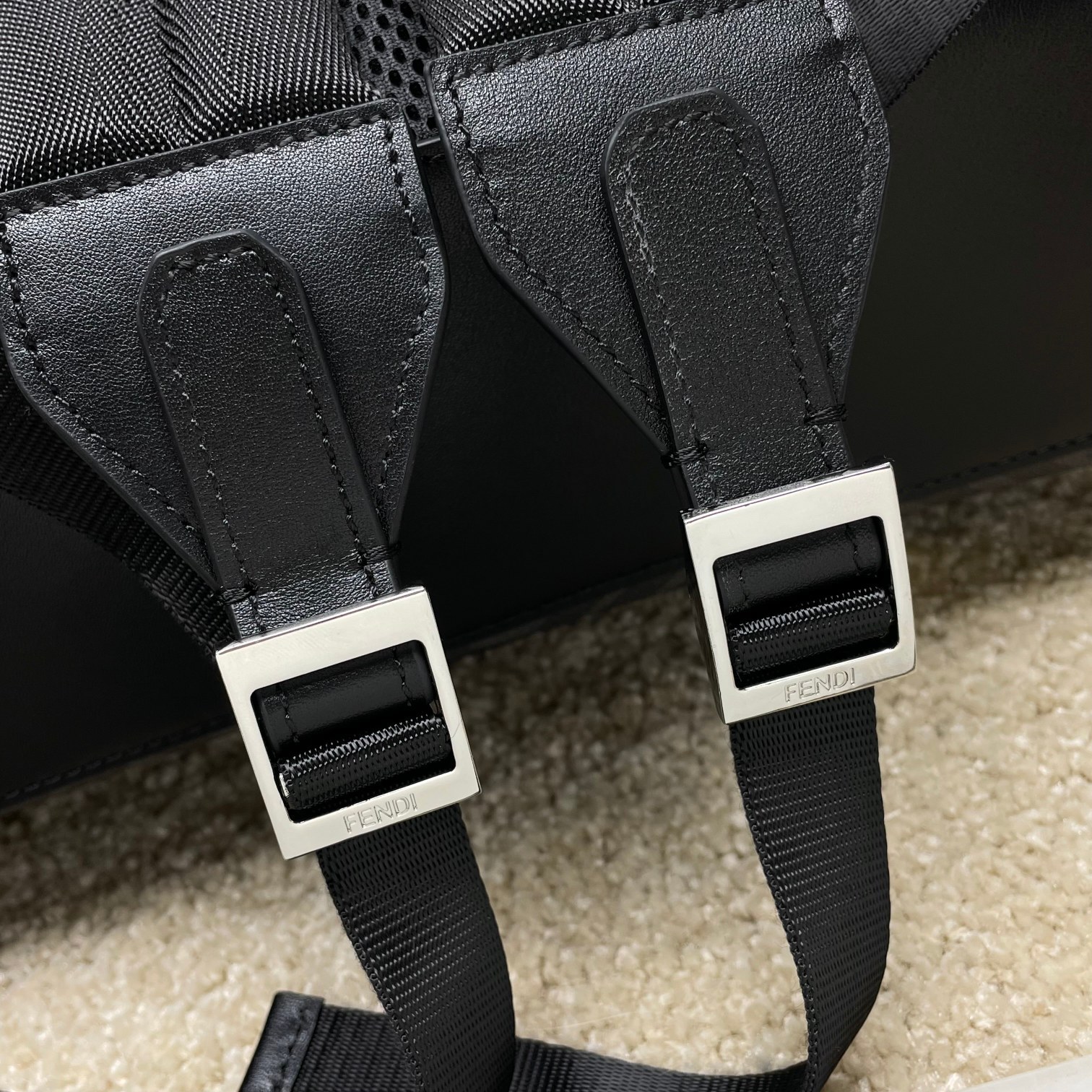 フェンディ「Fendi」ストライク メンズ バックパック