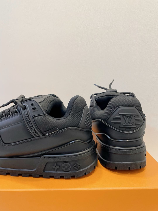 「コラボモデル」Louis Vuitton x Trainer  Maxi "小胖丁" スニーカー