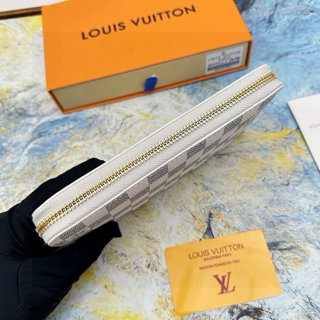 ルイ・ヴィトン「Louis Vuitton」ジップアラウンド ウォレット