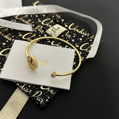ディオール「Dior」 Rose des Vents ローズゴールド ブレスレット