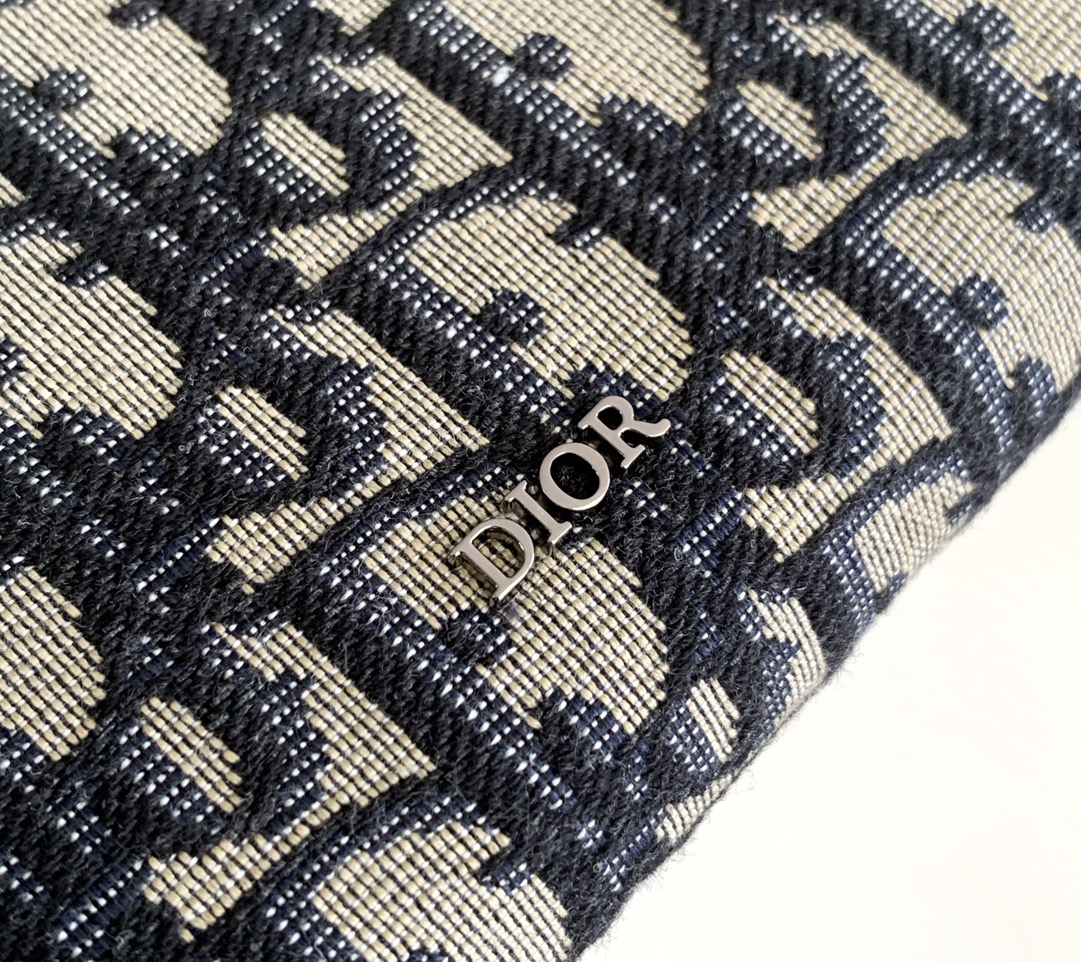 ディオール「Dior」オブリック モチーフ ポーチ