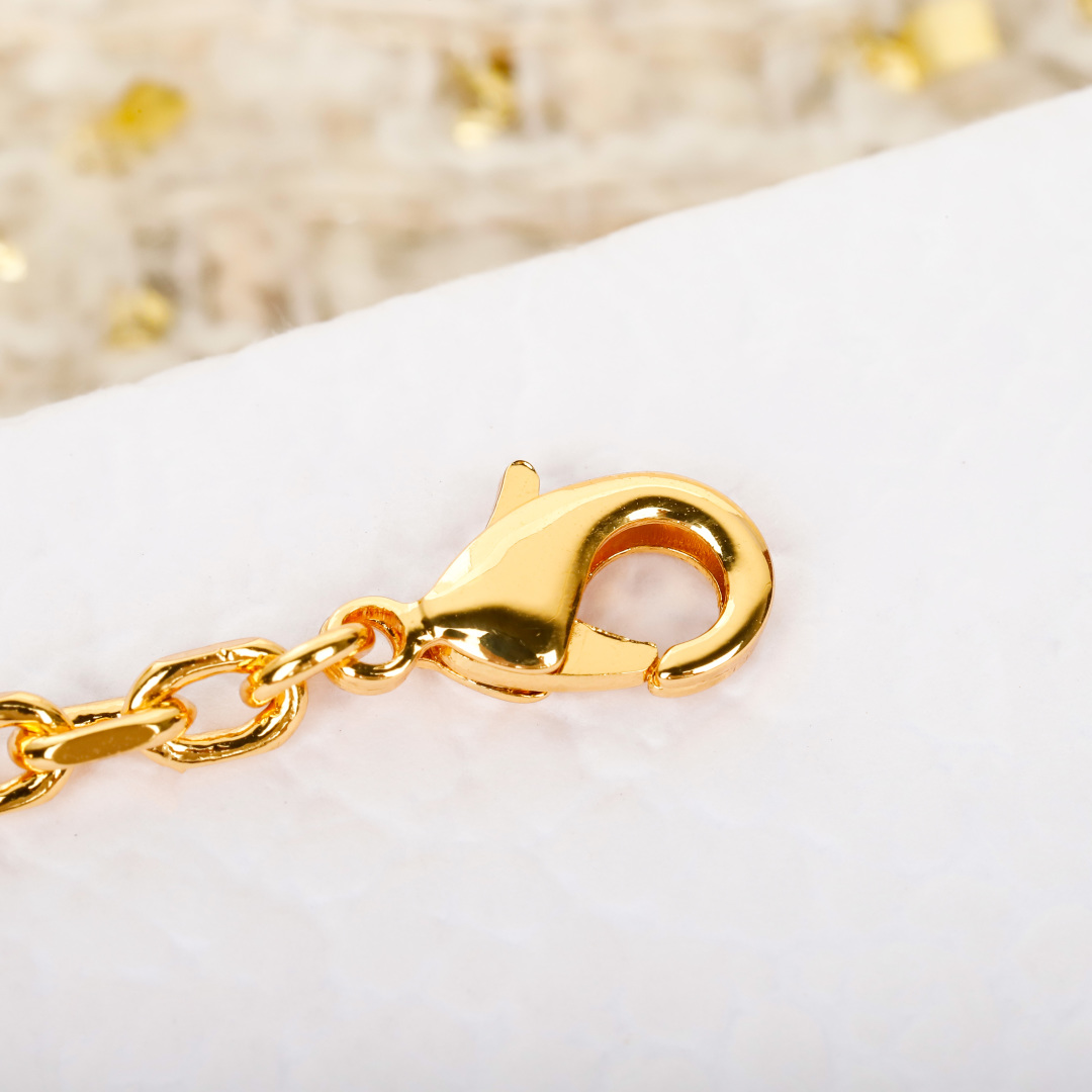 ディオール「Dior」 25 Cruise Collection CDイニシャルチャームブレスレット