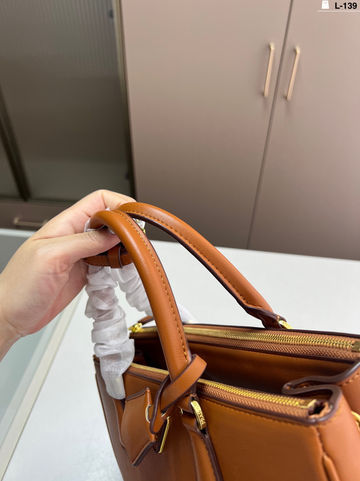 プラダ「Prada」 ガレリア ハンドバッグ