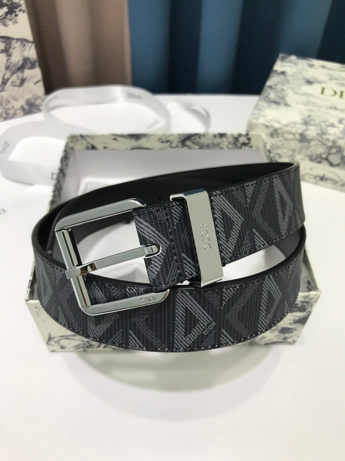 ディオール「Dior」30モンターニュ リバーシブルベルト メンズ100CM