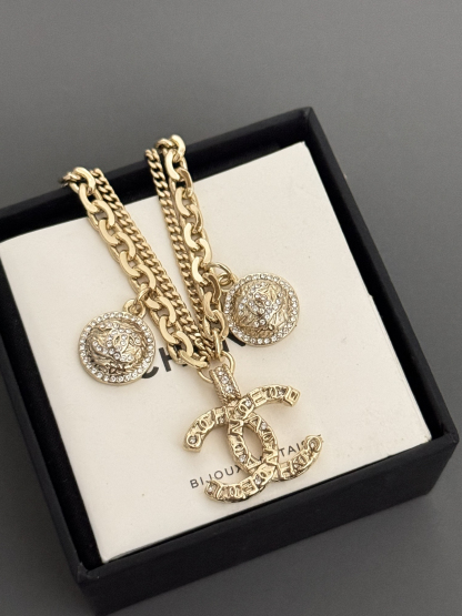 シャネル「Chanel」 レリーフ ダブルチェーン ブレスレット ブレスレット