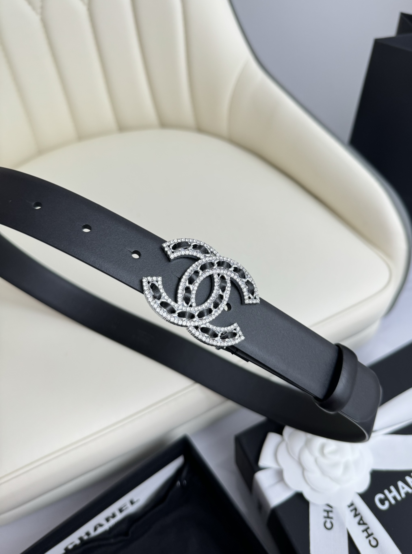 シャネル「Chanel」ダブルC クリスタルベルト ベルト100CM