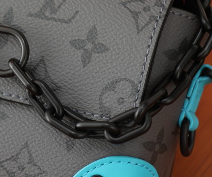 ルイ・ヴィトン「Louis Vuitton」スティーマーウェアラブル ウォレット