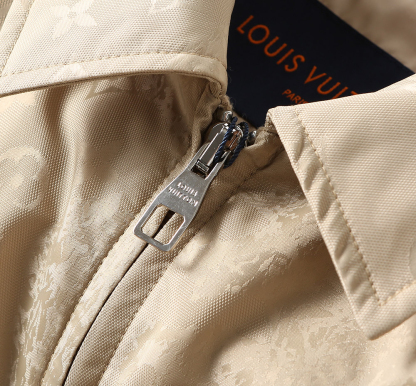 ルイ・ヴィトン「Louis Vuitton」秋冬コレクション クイルテッド ジャケット