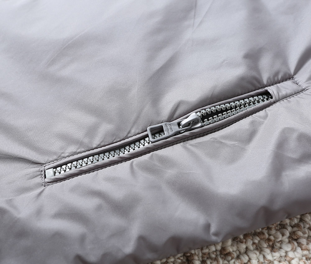 ルイ・ヴィトン「Louis Vuitton」秋冬コレクション クイルテッド ジャケット