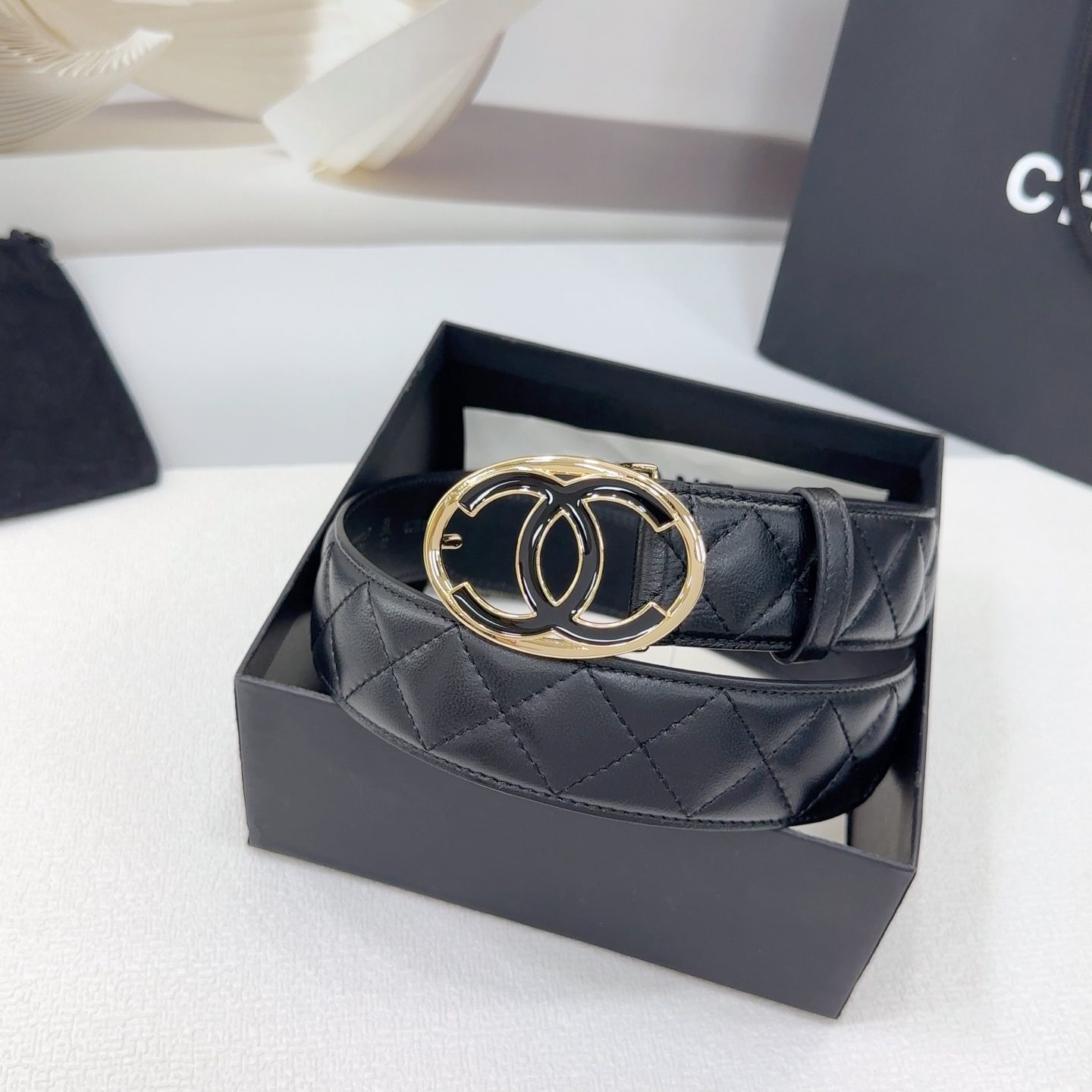 シャネル「Chanel」オーバル ダブルC レザーベルト ベルト100CM