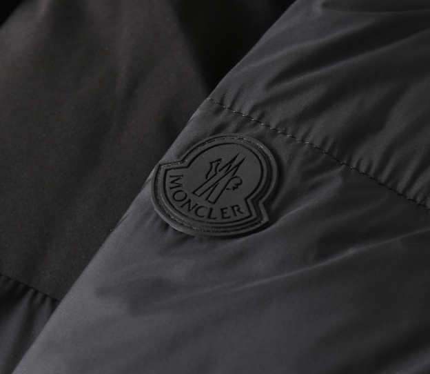 モンクレール「Moncler」秋冬 ダウンコート