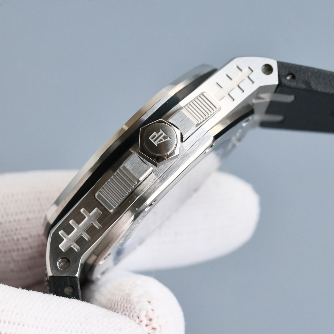 オーデマ・ピゲ「Audemars Piguet」ロイヤル オーク オフショア 15600 ミュージック スペシャルエディション クロノグラフ 腕時計43mm
