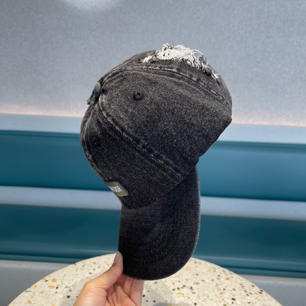 ディオール「Dior」2022 スプリングコレクション ベースボールキャップ