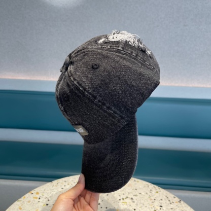 ディオール「Dior」2022 スプリングコレクション ベースボールキャップ