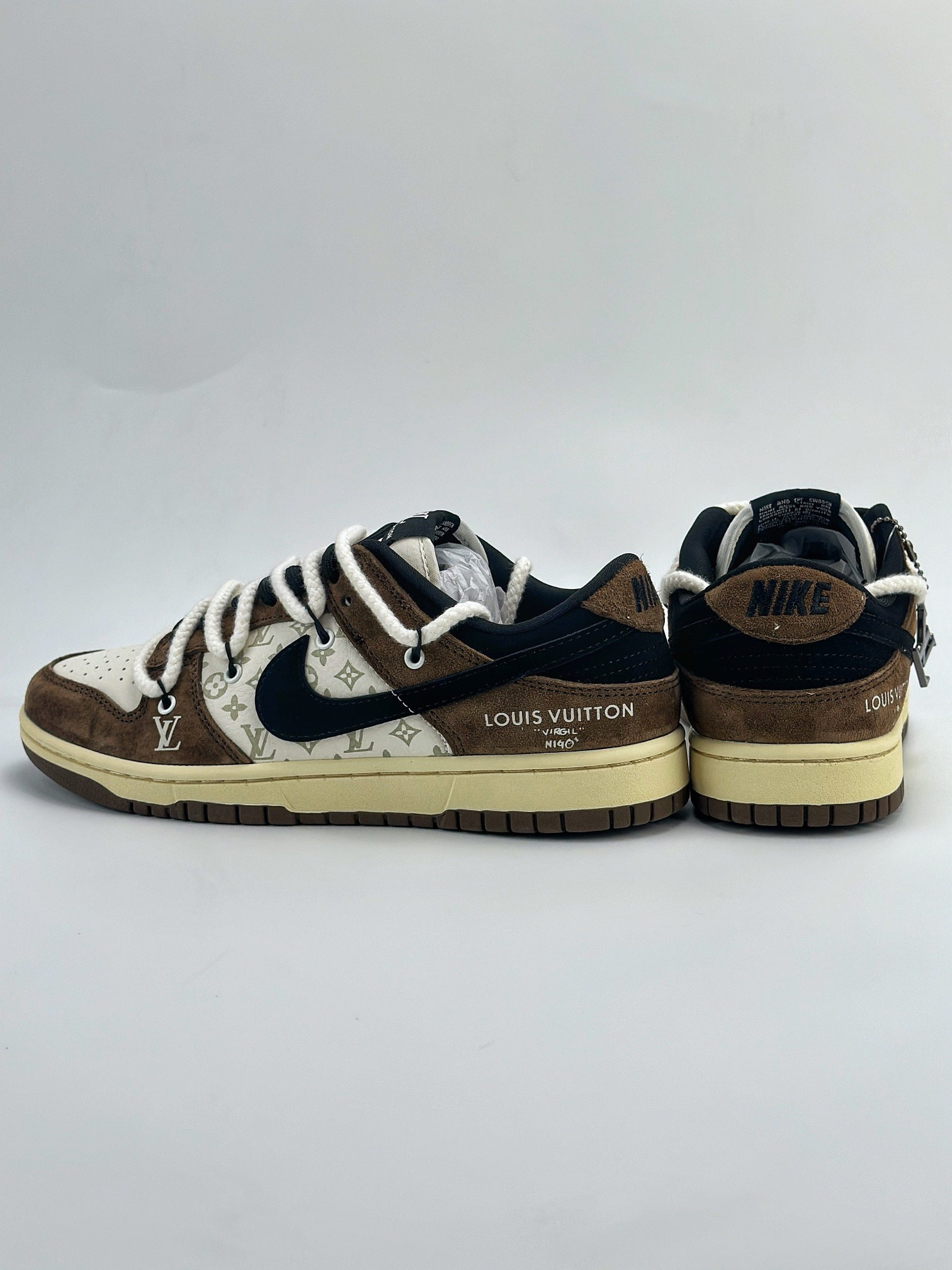 「コラボモデル」Louis Vuitton x Nike Air Force 1 Low スニーカー