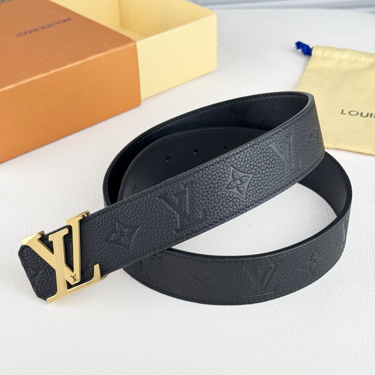 ルイ・ヴィトン「Louis Vuitton」DIMENSION 4.0 レザーベルト