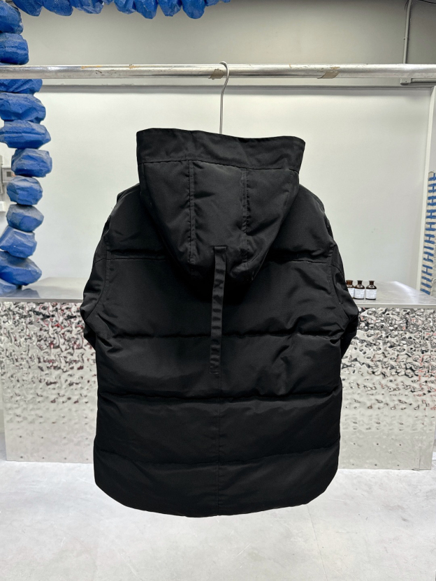 カナダグース「Canada Goose」秋冬フード付きダウンコート