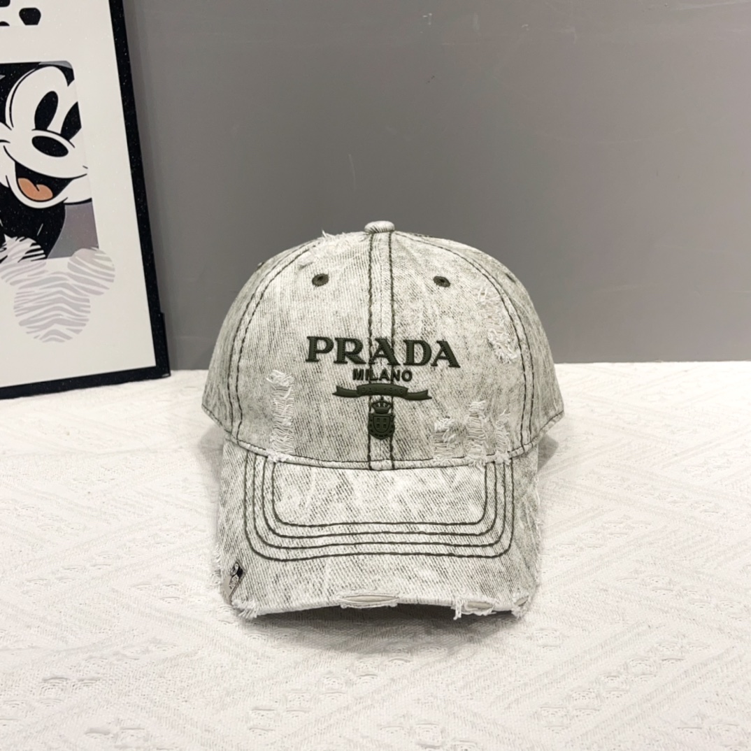 プラダ「Prada」Re-Nylon Baseball Cap