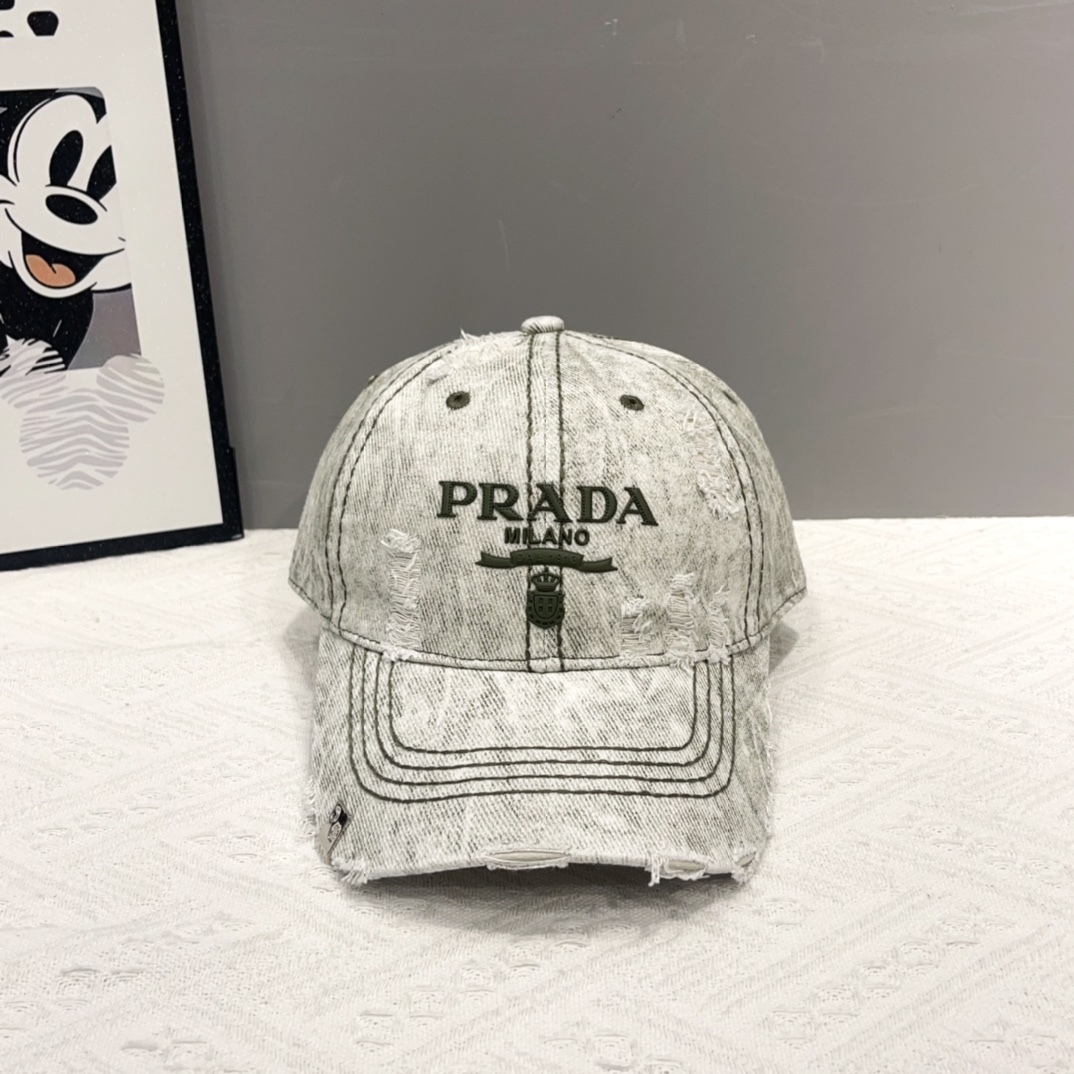 プラダ「Prada」Re-Nylon Baseball Cap
