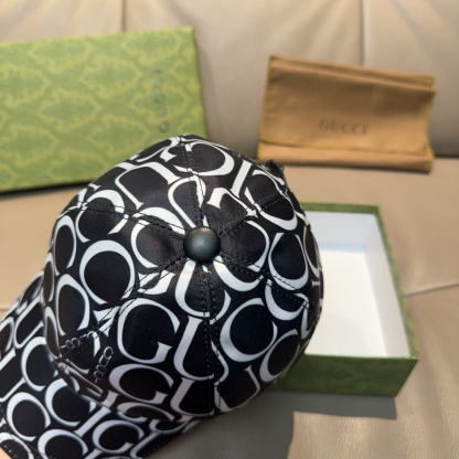 グッチ「Gucci」GG Baseball Cap