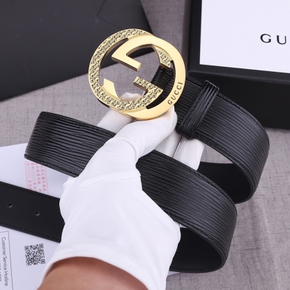 グッチ「Gucci」ウェーブレザー GGロゴ ベルト100CM