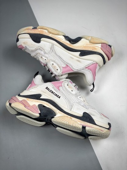 バレンシアガ「Balenciaga」aris世家 Track Round-Toe シューズ