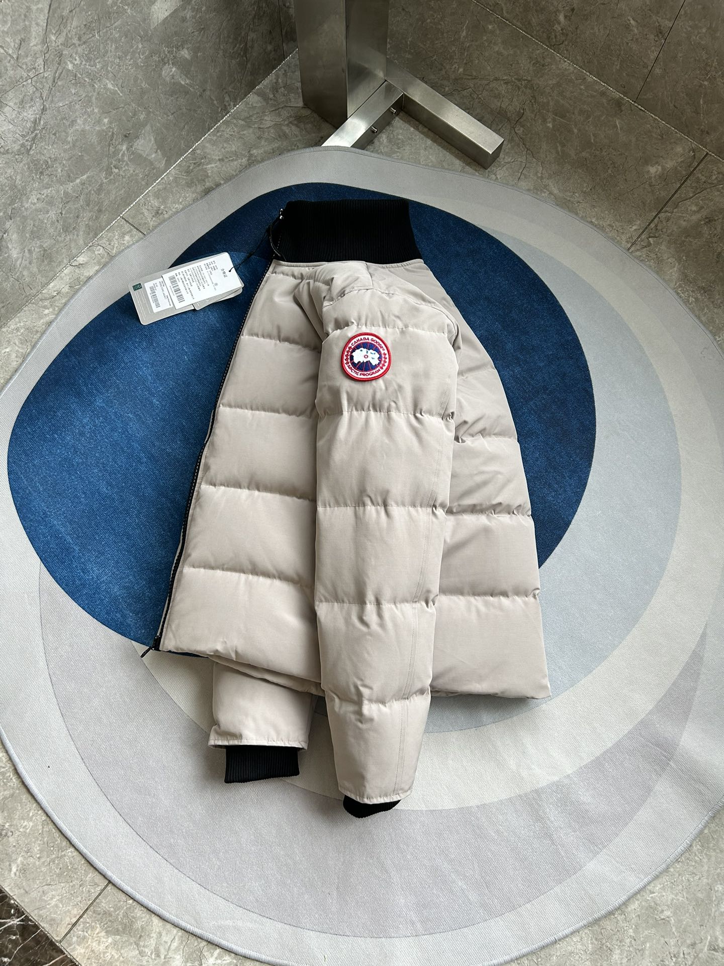 カナダグース「Canada Goose」ダウンジャケット