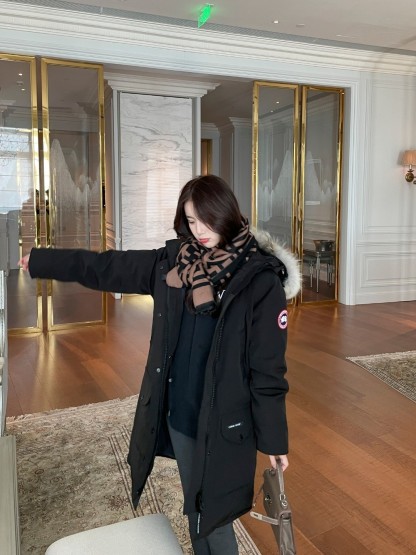 カナダグース「Canada Goose」パーカーダウンコート