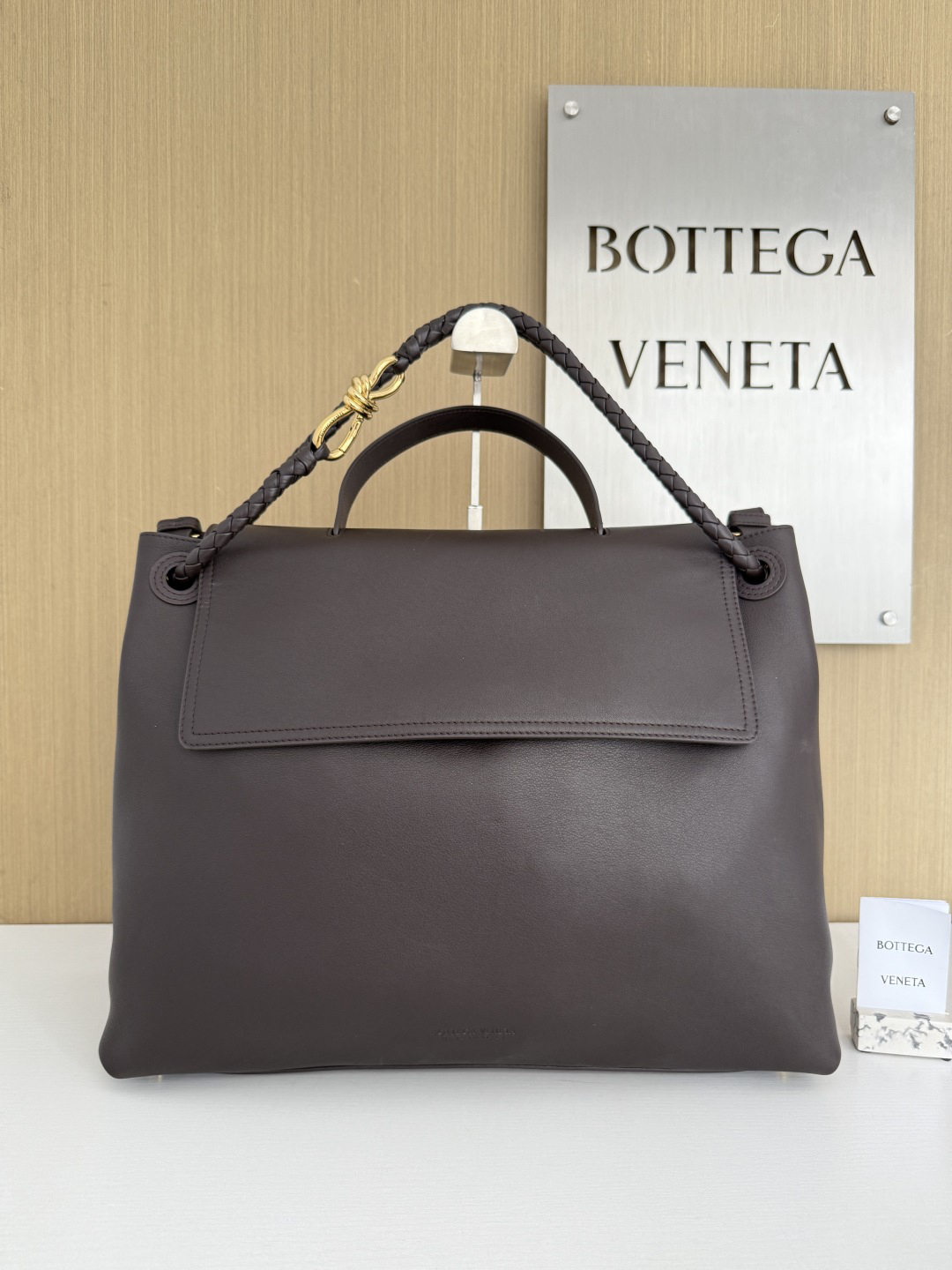 ボッテガ・ヴェネタ「Bottega Veneta」Ciao Ciao ラージ ショルダーバッグ
