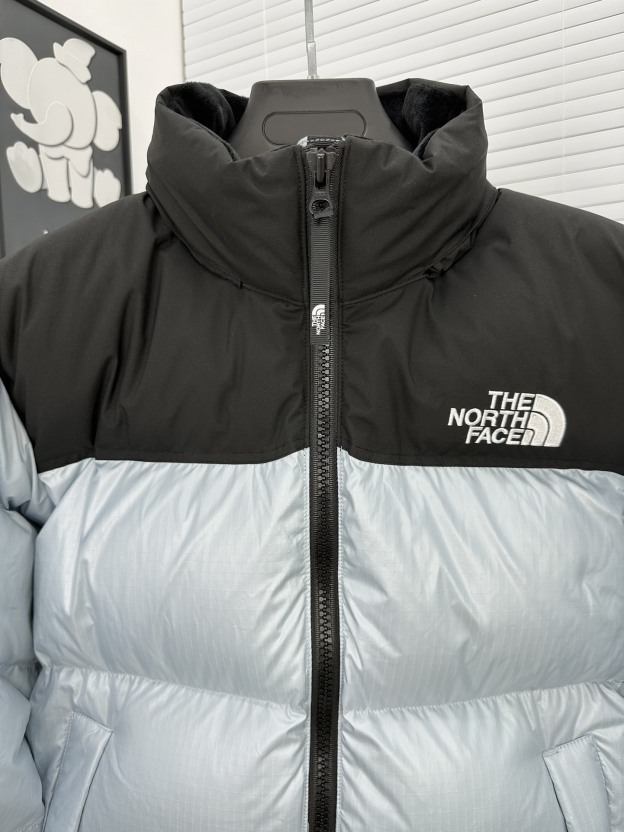 ザ・ノースフェイス「The North Face」Nuptse 1996 ダウンジャケット