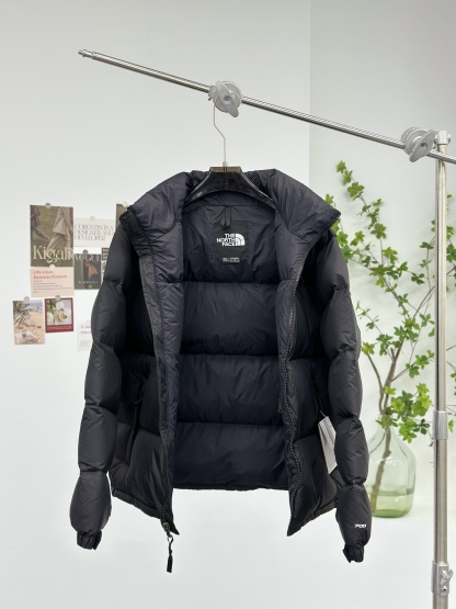 ザ・ノースフェイス「The North Face」Nuptse 1996 ダウンジャケット