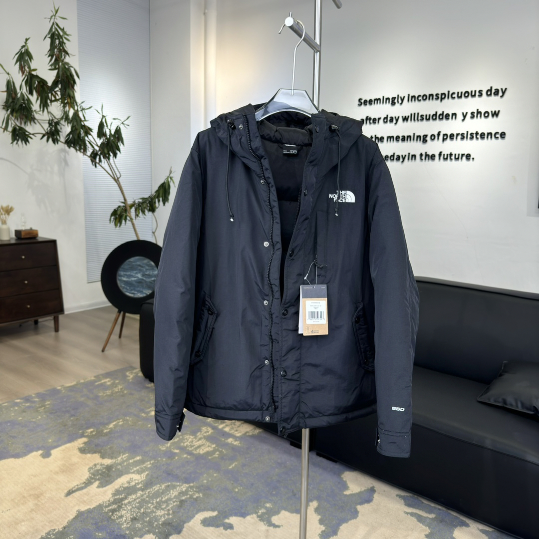 ザ・ノースフェイス「The North Face」ブラックサムライ アーバンアウトドア ダウンジャケット FW24