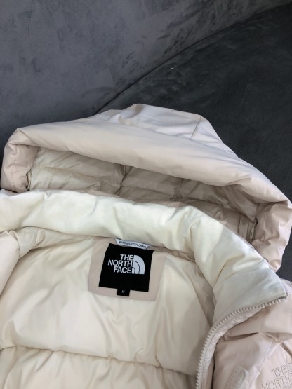 ザ・ノースフェイス「The North Face」1996 リニューアル フード付きダウンジャケット