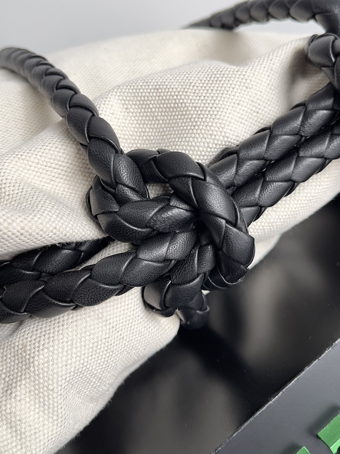 ボッテガ・ヴェネタ「Bottega Veneta」ロープノット キャンバストートバッグ