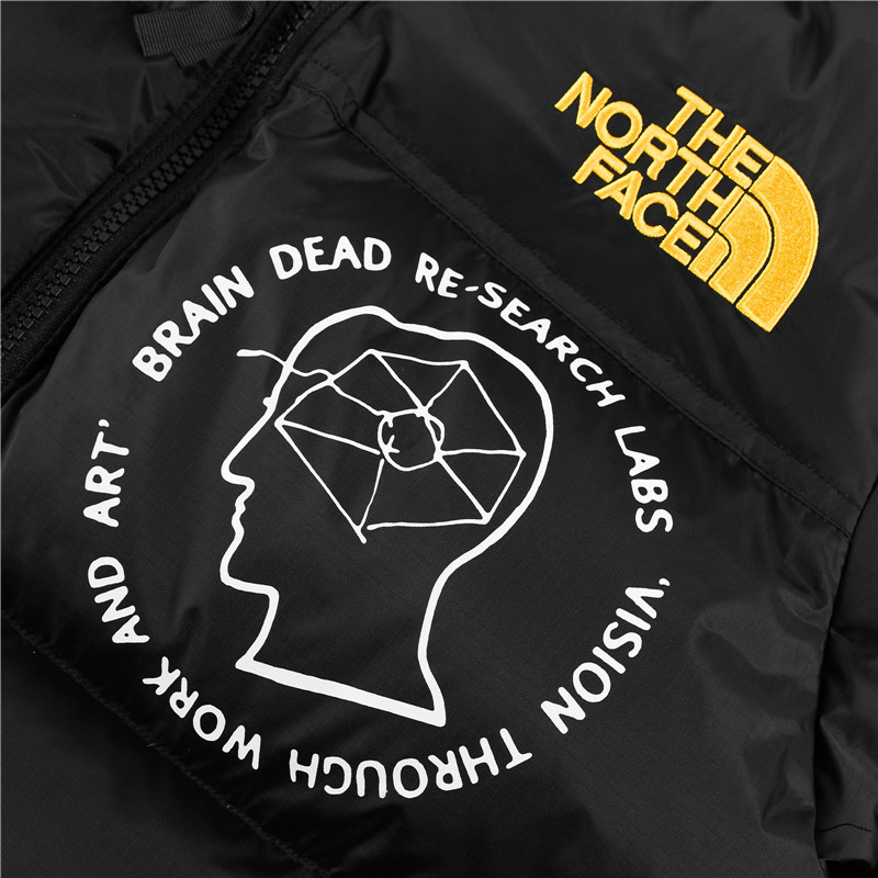 「コラボモデル」The North Face × Brain Dead コラボ グラフィック Nuptse ダウンジャケット