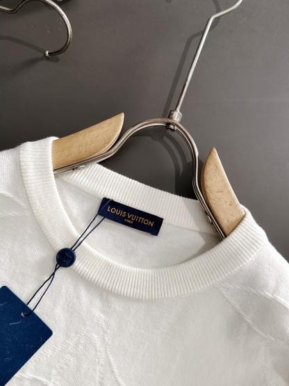 ルイ・ヴィトン「Louis Vuitton」秋冬 メンズ  クルーネックニット