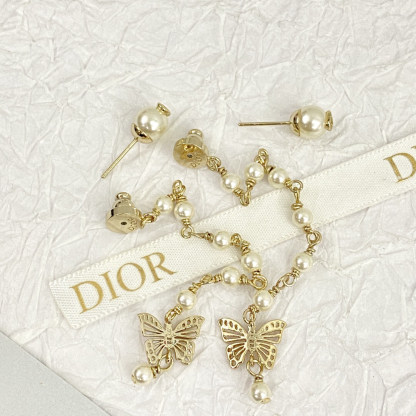 ディオール「Dior」バタフライ パール フリンジ イヤリング