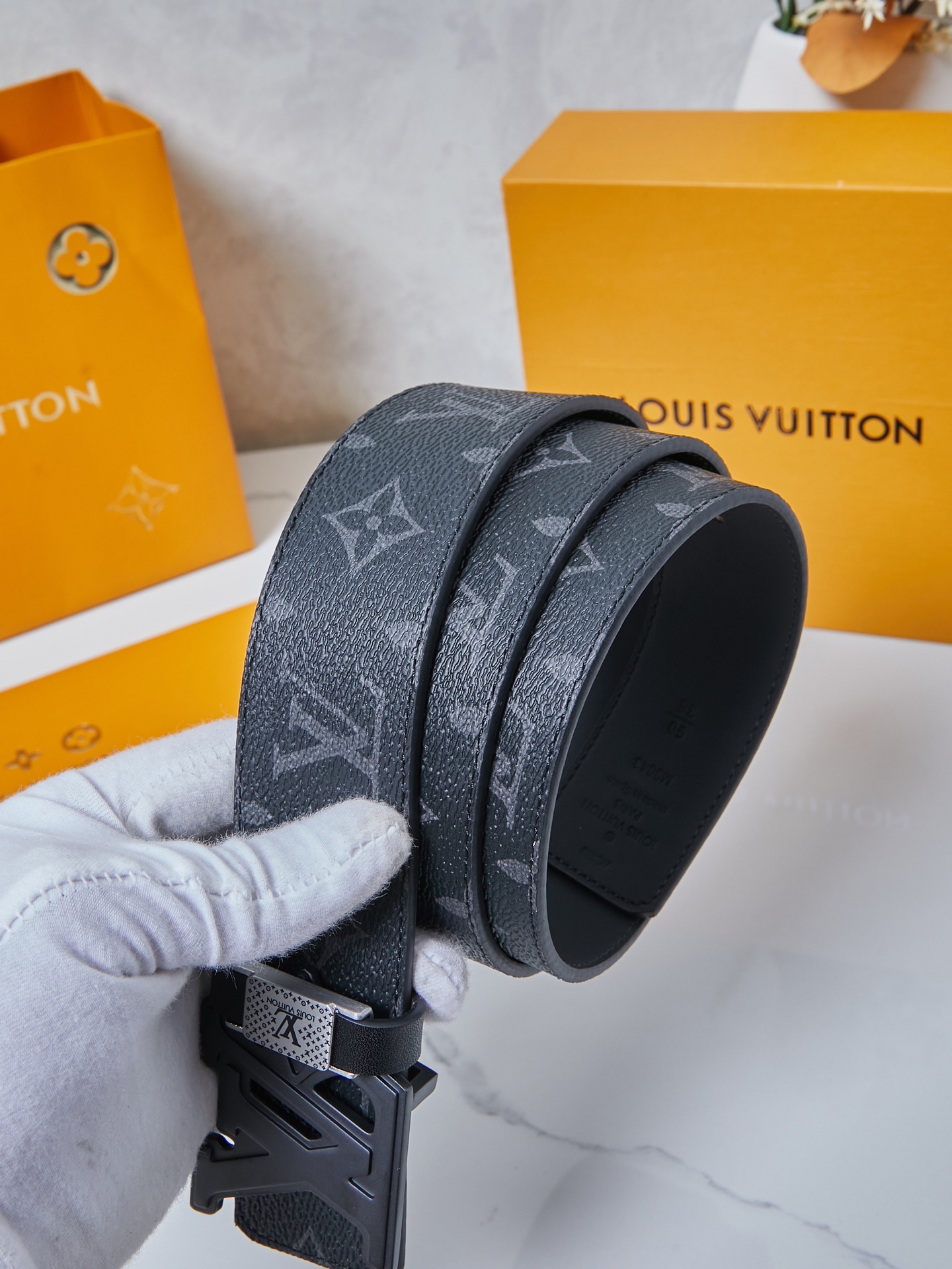 ルイ・ヴィトン「Louis Vuitton」リバーシブル モノグラム レザー＆キャンバス ベルト100CM