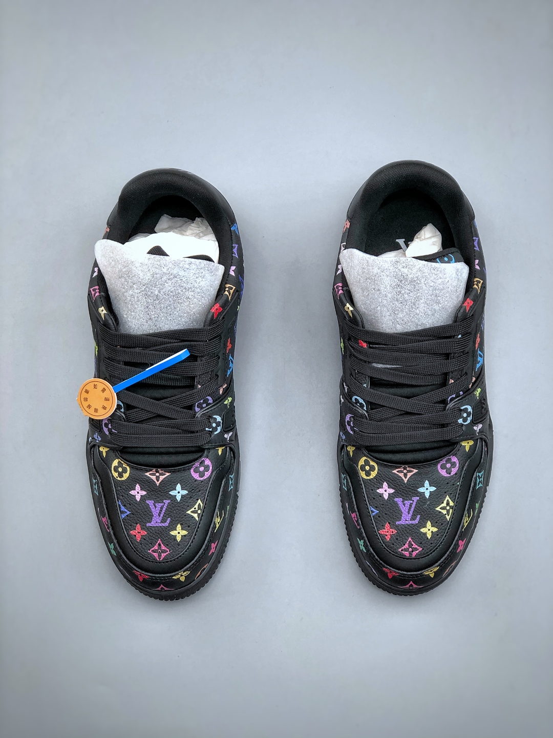 「コラボモデル」Louis Vuitton x Trainerローテクスニーカー